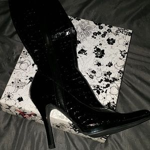 CL by Laundry Black Flashlight Knee Boots Sz 9 1/2